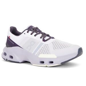 Cloudpulse Sneaker in Lavender and Seedling